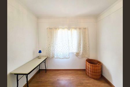 Casa à venda com 240m², 4 quartos e 4 vagasSuíte 02