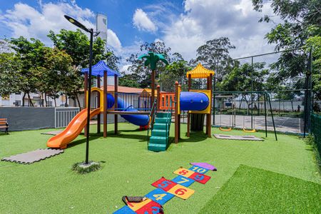 Apartamento para alugar com 42m², 2 quartos e sem vagaÁrea comum - Playground