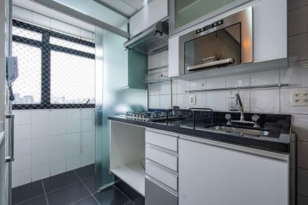 Sala/Cozinha de apartamento à venda com 1 quarto, 49m² em Pinheiros, São Paulo