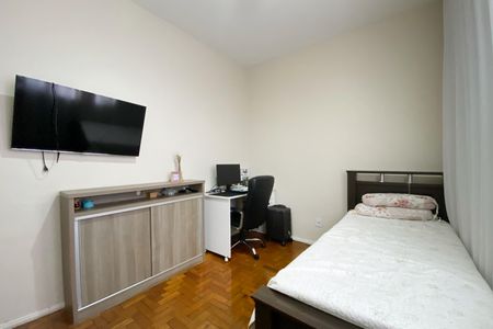 Apartamento à venda com 90m², 3 quartos e 2 vagas Apartamento à venda com 90m², 3 quartos e 2 vagasQuarto 2