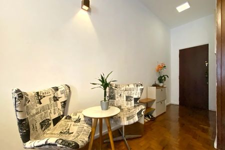 Apartamento à venda com 90m², 3 quartos e 2 vagas Apartamento à venda com 90m², 3 quartos e 2 vagasEntrada