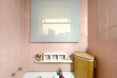 Apartamento à venda com 90m², 3 quartos e 2 vagas Apartamento à venda com 90m², 3 quartos e 2 vagasBanheiro