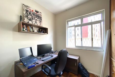 Apartamento à venda com 90m², 3 quartos e 2 vagas Apartamento à venda com 90m², 3 quartos e 2 vagasQuarto 3