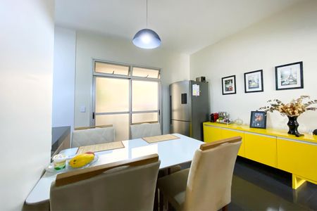 Apartamento à venda com 90m², 3 quartos e 2 vagas Apartamento à venda com 90m², 3 quartos e 2 vagasCopa