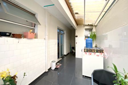 Apartamento à venda com 90m², 3 quartos e 2 vagas Apartamento à venda com 90m², 3 quartos e 2 vagasÁrea de Serviço