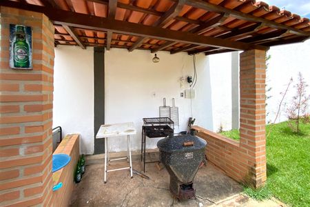 Casa à venda com 400m², 3 quartos e 10 vagasÁrea comum - Churrasqueira