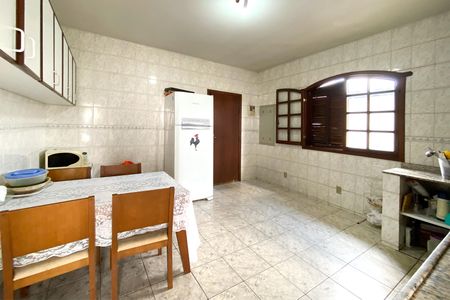 Casa à venda com 400m², 3 quartos e 10 vagasCozinha