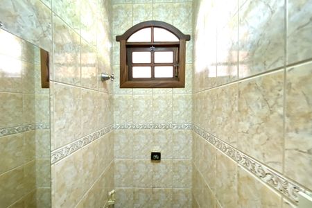 Casa à venda com 400m², 3 quartos e 10 vagasBanheiro