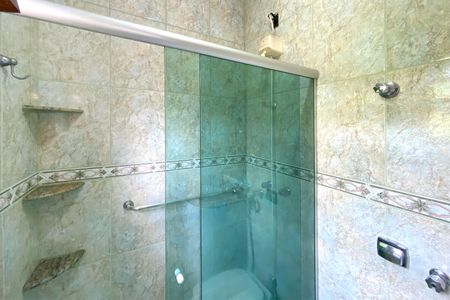 Casa à venda com 400m², 3 quartos e 10 vagasBanheiro da Suíte 2