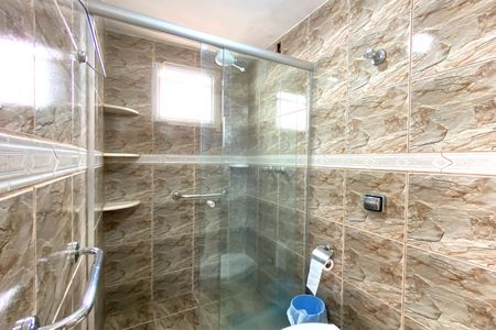 Casa à venda com 400m², 3 quartos e 10 vagasBanheiro de serviço