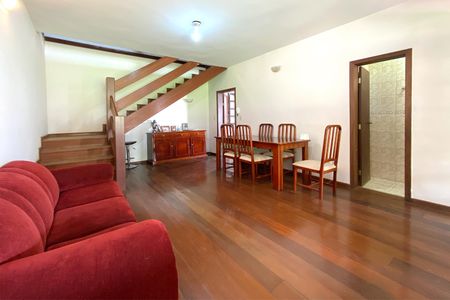 Casa à venda com 400m², 3 quartos e 10 vagasSala