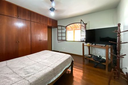 Casa à venda com 400m², 3 quartos e 10 vagasSuite 3