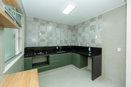 Apartamento para alugar com 175m², 4 quartos e 3 vagas Apartamento para alugar com 175m², 4 quartos e 3 vagasCOZINHA