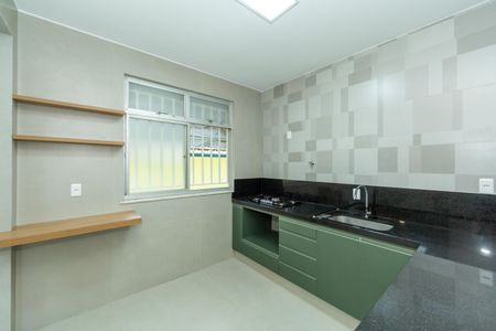 Apartamento para alugar com 175m², 4 quartos e 3 vagas Apartamento para alugar com 175m², 4 quartos e 3 vagasCOZINHA