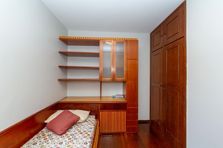 Apartamento para alugar com 175m², 4 quartos e 3 vagas Apartamento para alugar com 175m², 4 quartos e 3 vagasQUARTO2