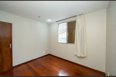 Apartamento para alugar com 175m², 4 quartos e 3 vagas Apartamento para alugar com 175m², 4 quartos e 3 vagasQUARTO3