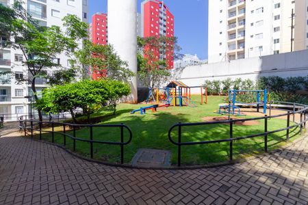 Apartamento para alugar com 68m², 2 quartos e 2 vagas Apartamento para alugar com 68m², 2 quartos e 2 vagasÁrea comum - Playground