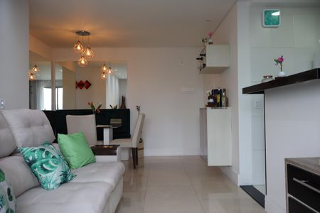 Sala  de apartamento para alugar com 2 quartos, 64m² em Picanço, Guarulhos