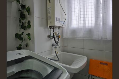 Apartamento para alugar com 64m², 2 quartos e 1 vagaÁrea de Serviço