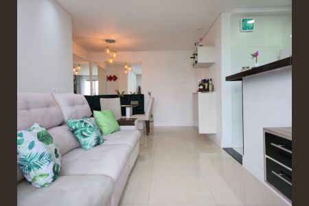 Apartamento para alugar com 64m², 2 quartos e 1 vagaSala 