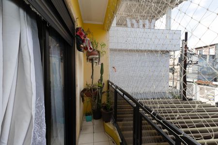 varanda  de casa à venda com 3 quartos, 110m² em Vila Brasil, São Paulo