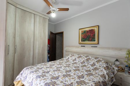 Suíte  de casa à venda com 3 quartos, 110m² em Vila Brasil, São Paulo