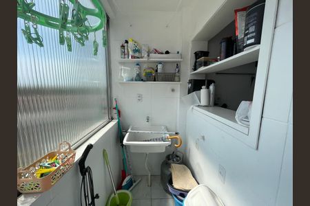 Apartamento à venda com 60m², 2 quartos e 1 vagaÁrea de Serviço