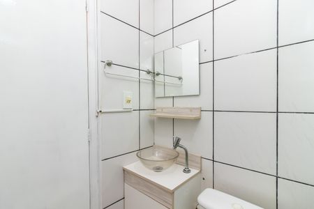 Casa para alugar com 65m², 2 quartos e sem vagaBanheiro