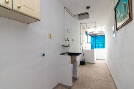 Casa para alugar com 65m², 2 quartos e sem vagaÁrea de Serviço