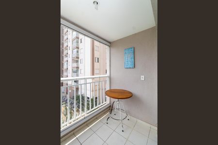 Varanda da Sala de apartamento para alugar com 3 quartos, 64m² em Vila Leonor, São Paulo
