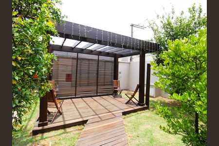 Apartamento para alugar com 64m², 3 quartos e 1 vagaÁrea comum