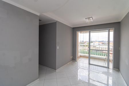 Sala de apartamento para alugar com 3 quartos, 64m² em Vila Leonor, São Paulo