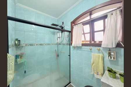 Casa à venda com 638m², 3 quartos e 6 vagasBanheiro da Suíte 1