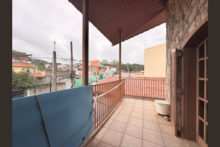 Sacada de casa à venda com 3 quartos, 638m² em Parque Centenário, Jundiaí