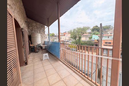 Sacada de casa à venda com 3 quartos, 638m² em Parque Centenário, Jundiaí