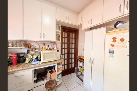 Casa à venda com 638m², 3 quartos e 6 vagasCozinha