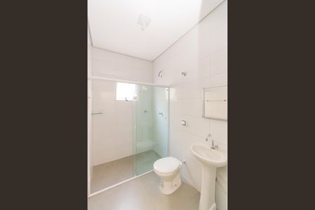 Banheiro de casa para alugar com 1 quarto, 60m² em Jardim Ipanema (cidade Lider), São Paulo