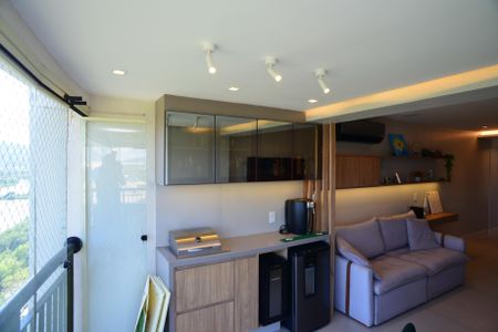 Varanda de apartamento à venda com 3 quartos, 90m² em Barra da Tijuca, Rio de Janeiro