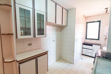 Apartamento à venda com 60m², 2 quartos e 1 vaga Apartamento à venda com 60m², 2 quartos e 1 vagaCozinha e Área de Serviço