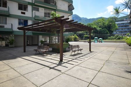 Apartamento à venda com 166m², 5 quartos e 2 vagas Apartamento à venda com 166m², 5 quartos e 2 vagasÁrea comum