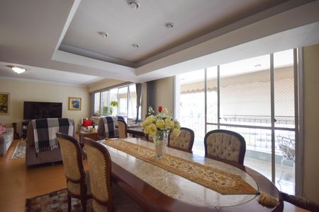 Apartamento à venda com 166m², 5 quartos e 2 vagas