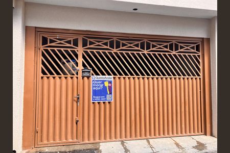 Casa para alugar com 60m², 1 quarto e sem vagaFachada