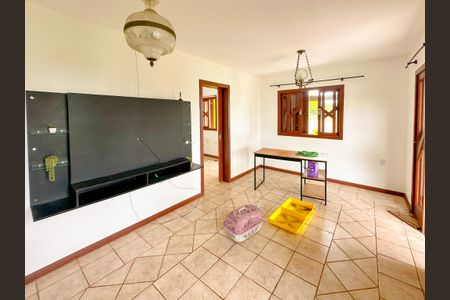 Casa para alugar com 180m², 3 quartos e 1 vagaSala 