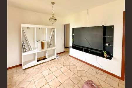 Casa para alugar com 180m², 3 quartos e 1 vagaSala 