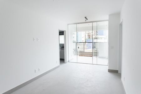 Apartamento à venda com 77m², 2 quartos e 2 vagas Apartamento à venda com 77m², 2 quartos e 2 vagassala