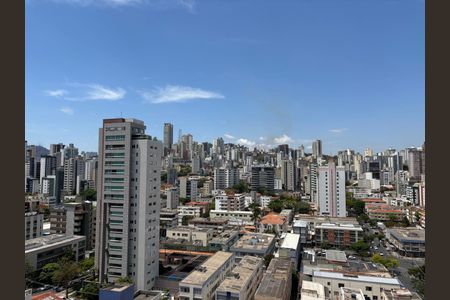 Apartamento à venda com 77m², 3 quartos e 2 vagasVista Área de Serviço