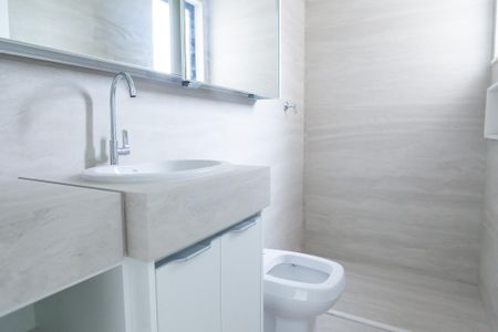 Apartamento à venda com 77m², 2 quartos e 2 vagas Apartamento à venda com 77m², 2 quartos e 2 vagasBanheiro suite