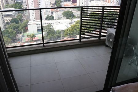 Varanda de kitnet/studio à venda com 1 quarto, 28m² em Pompeia, São Paulo