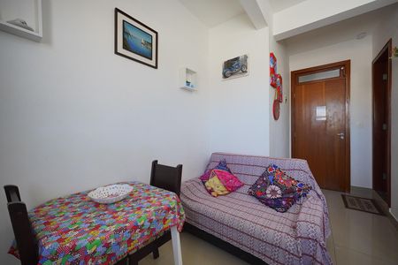 Sala - -cozinha de apartamento para alugar com 1 quarto, 22m² em Barreiros, São José