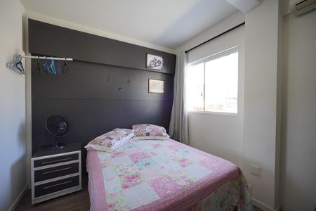 Quarto de apartamento para alugar com 1 quarto, 22m² em Barreiros, São José